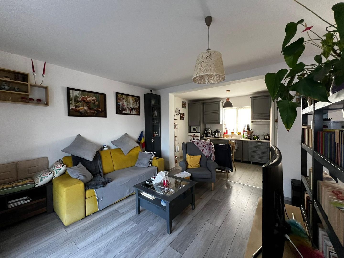 Casa de vanzare , mobilata si utilata, Sanandrei. - Poză 5