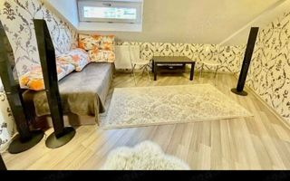 Vand apartament 3 camere, in vila, zona Unirii - Poză 2