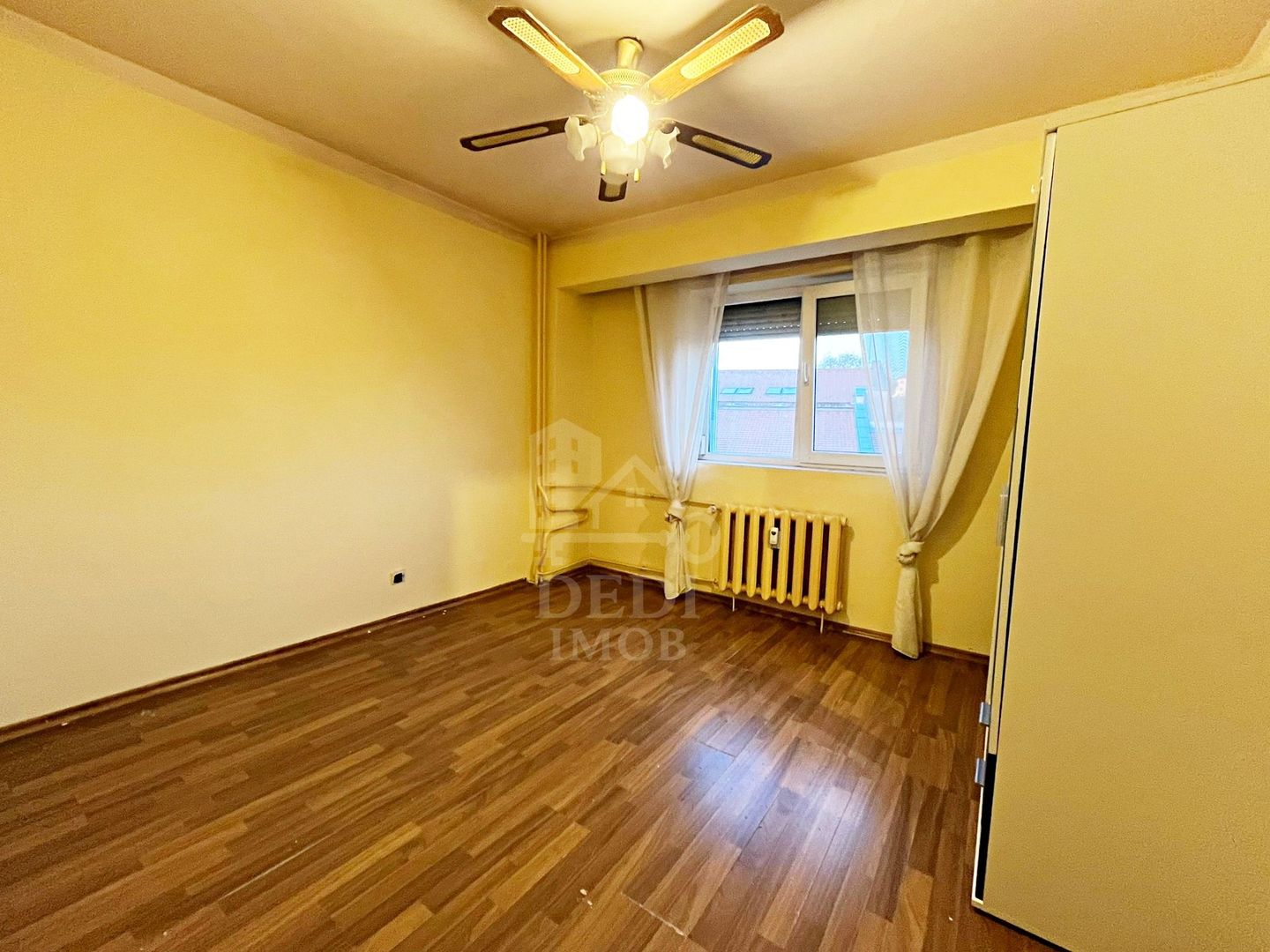 Apartament cu 4 camere de inchiriat zona Dacia, Oradea - Poză 6