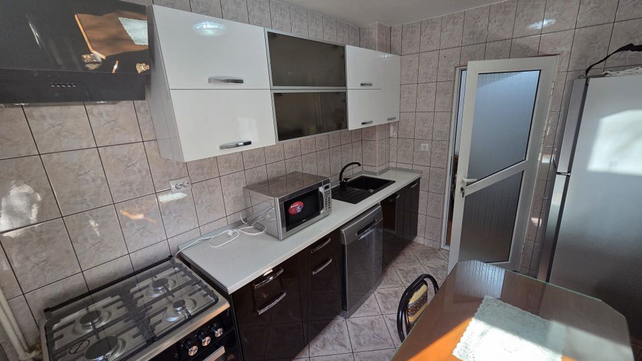 Apartament premium, Complet mobilat&utilat, Etaj 1, Zonă excelenta - Poză 3