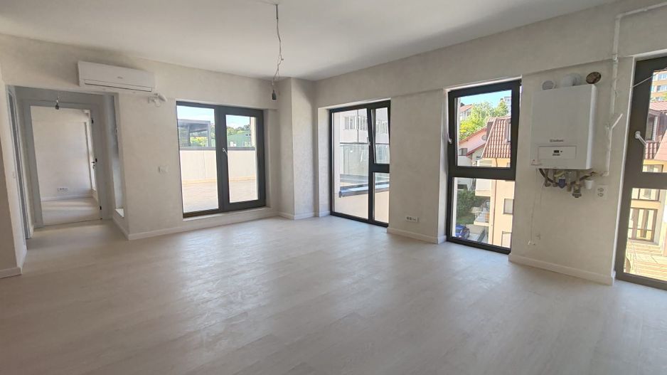 Apartament 2 camere cu terasa incalzita-84mp-145000euro- Pacurari - Poză 3