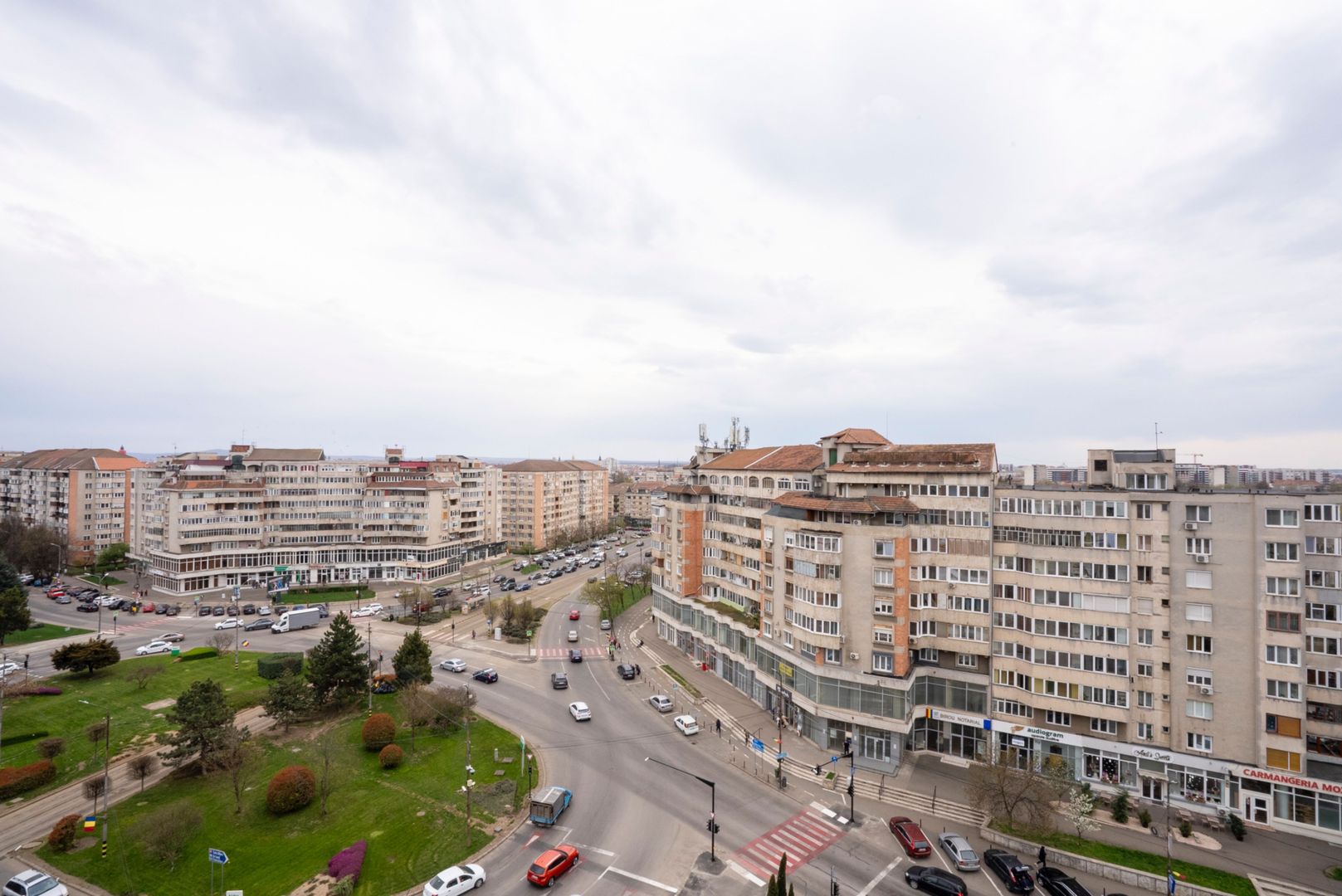 Apartament mare 3 camere 2 bai Decebal Dacia - Poză 7