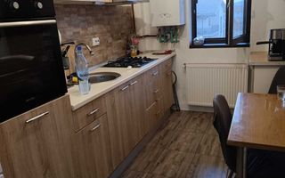 Apartament in Floresti  2 camere, balcon, parcare,mansarda, zona Stejarului - Poză 6