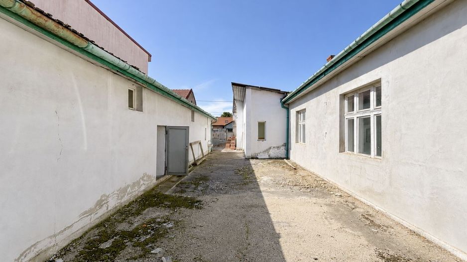 Casă din cărămidă, 6 camere, zona Pârneava, str. Eftimie Murgu - Poză 7