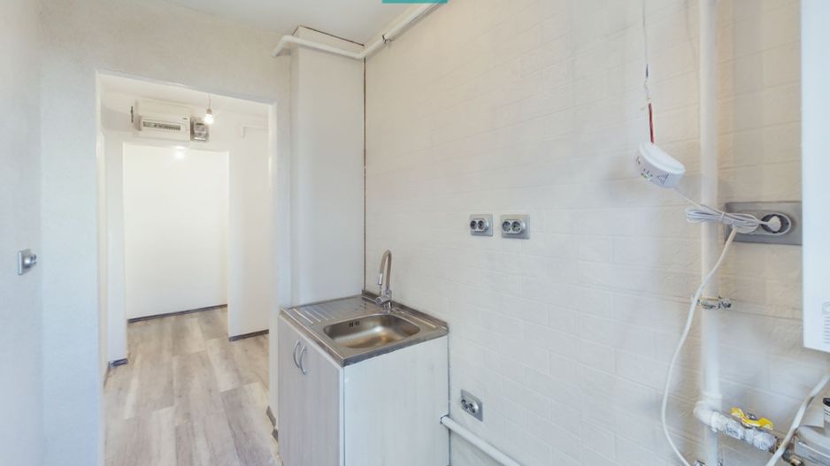 Apartament 3 camere pe str Hateg in Vlaicu - Poză 14