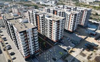 Apartament+loc parcare sunbteran - Poză 4