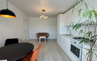 Apartament 3 camere decomandat Podu Ros  Piata Nicolina - Poză 2