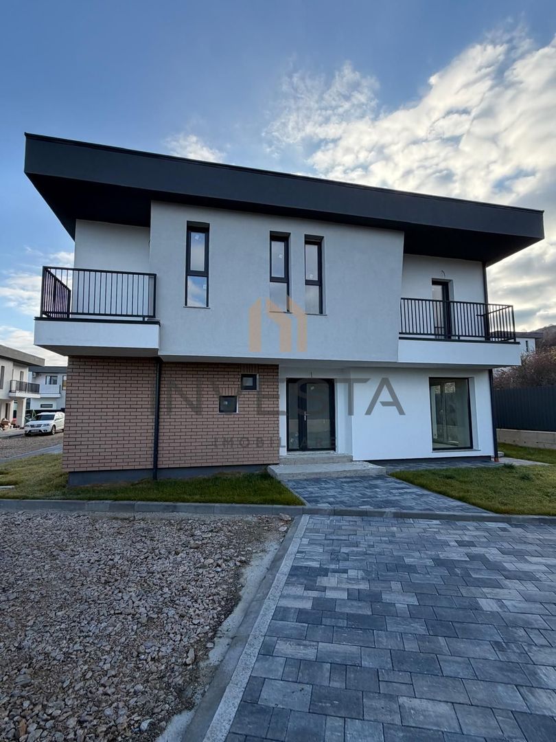 Casa de vanzare zona exclusivista de case Floresti - Poză 10