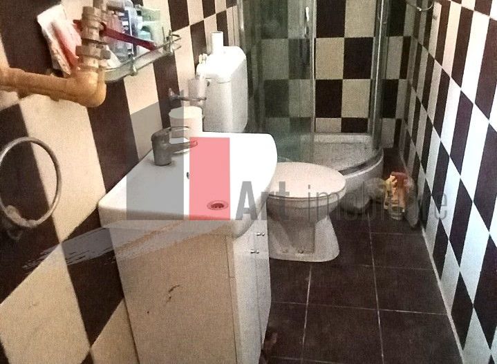 Teren 1024 mp+ casă din cărămidă în suprafață de 121 mp - Poză 3