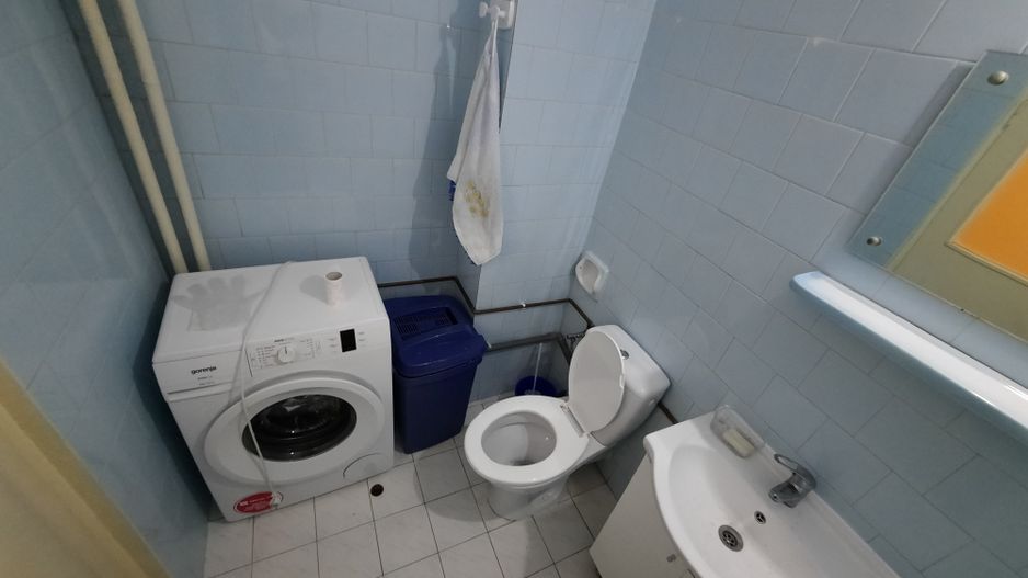 Apartament 2 camere. Zona centrala! - Poză 8