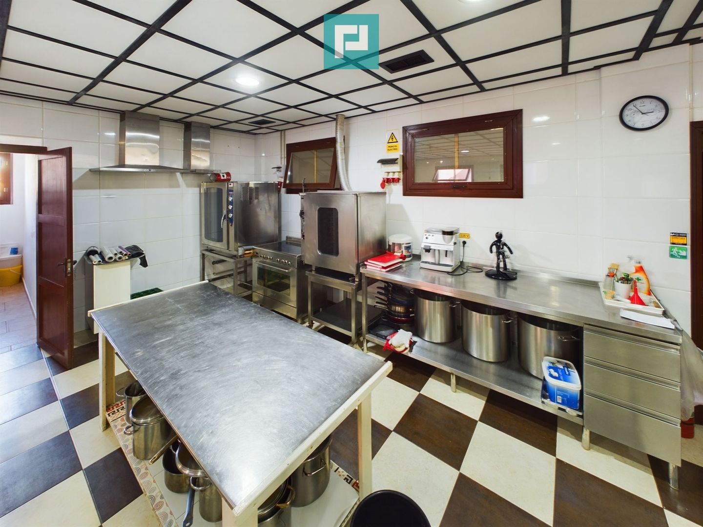 Sala de evenimente în inima naturii - Poză 5