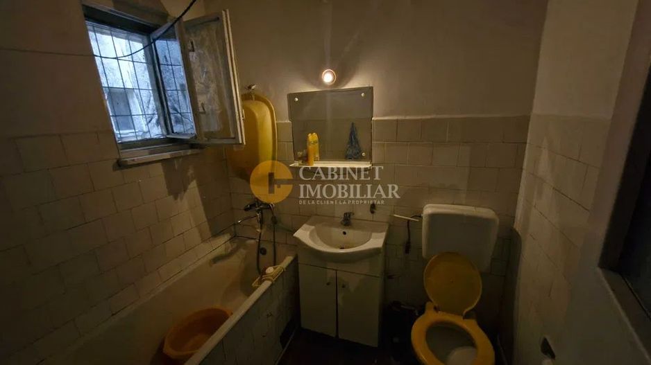 3 camere decomandat, et intermediar, Tatarasi-Piata Chirila, 75mp, liber! - Poză 6