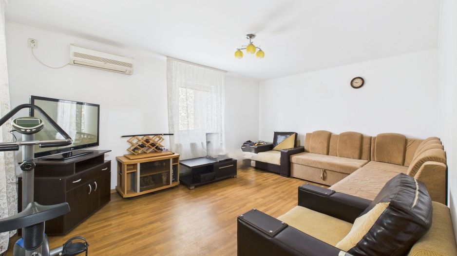 Adunații Copăceni Casă de vânzare Confort accesibilitate - Poză 3