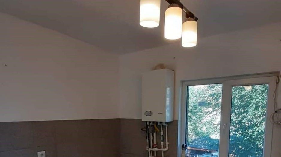 Garsoniera complet restaurata - Poză 4