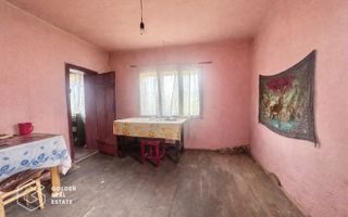 Casă cu teren generos 1.944 mp, Măgulicea, Vârfurile - Poză 6