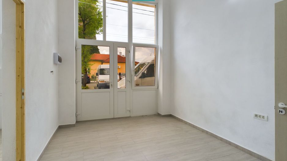 Spațiu comercial de vânzare central 80 mp - Poză 7