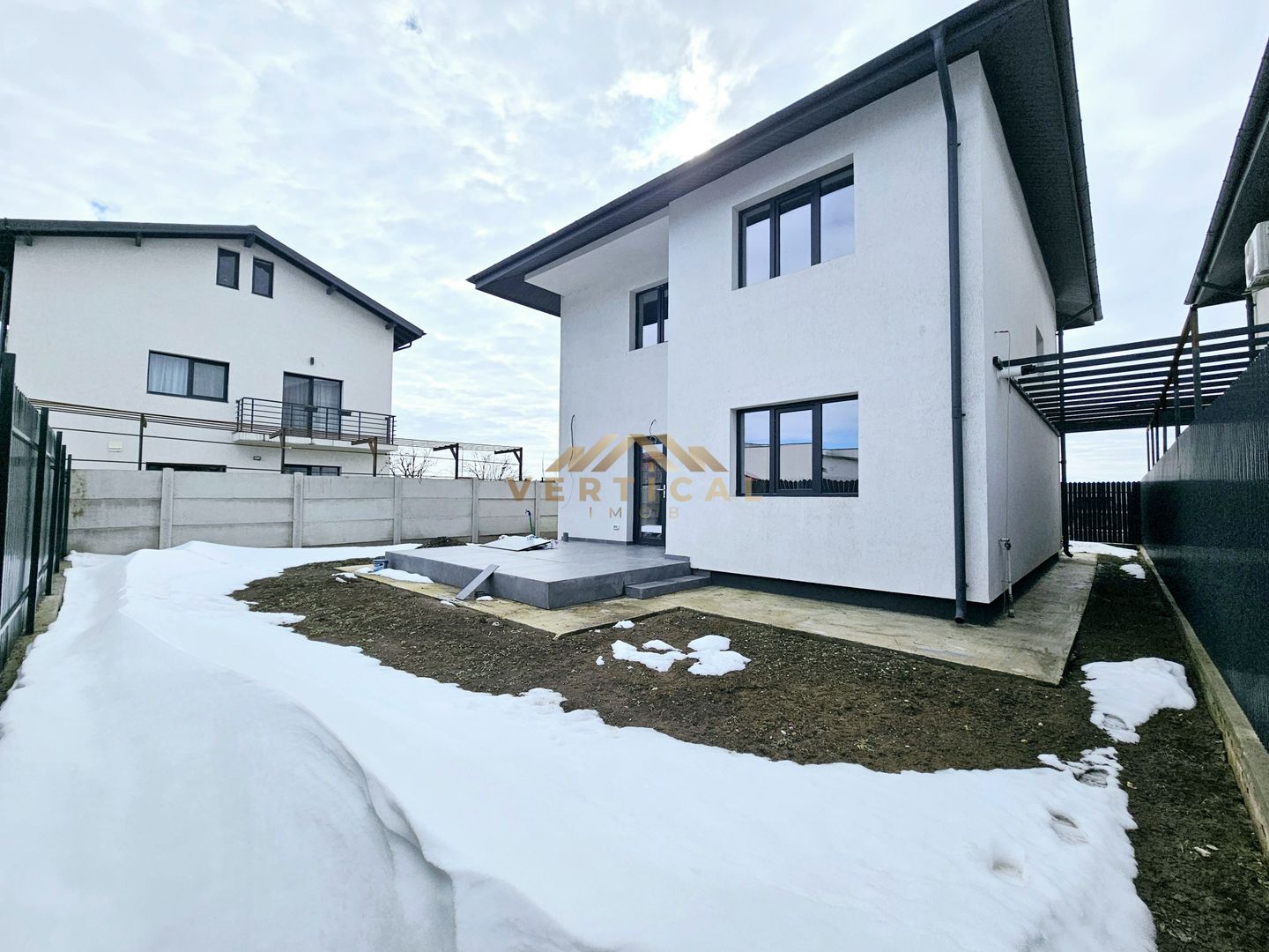 Vila 4 camere in comuna Berceni - Poză 4