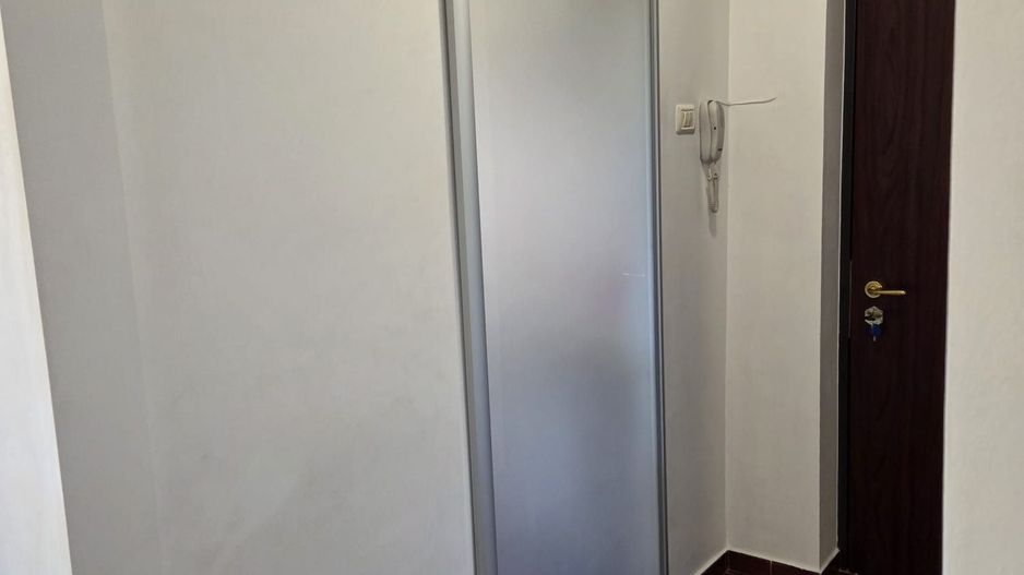 De vanzare apartament 3 camere Drumul Taberei - Poză 14