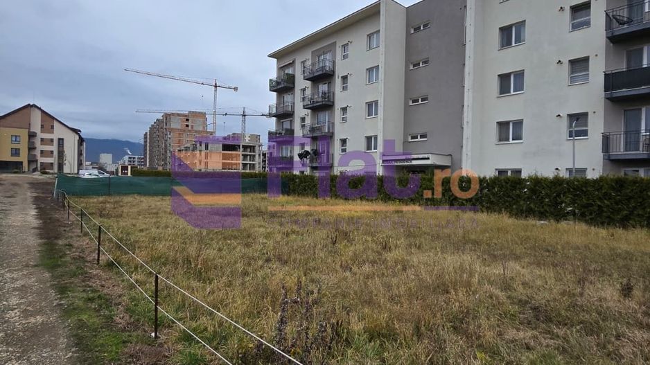 Teren 1.000 mp intravilan – Zonă Mixtă M2, Str. Nicolae Labiș, Brașov - Poză 1