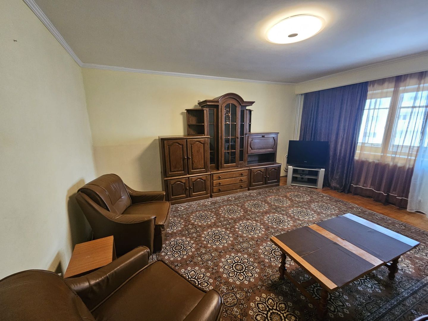 Apartament 2 camere, decomandat, Fratii Golesti - Poză 9