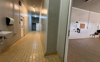 De închiriat spațiu de 125 mp – ideal pentru Catering/Horeca/FRIGO - Poză 2