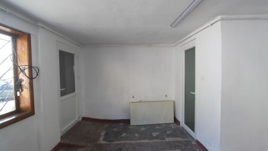 Spațiu comercial - 58 mp de închiriat -  Badea Cartan - Poză 7