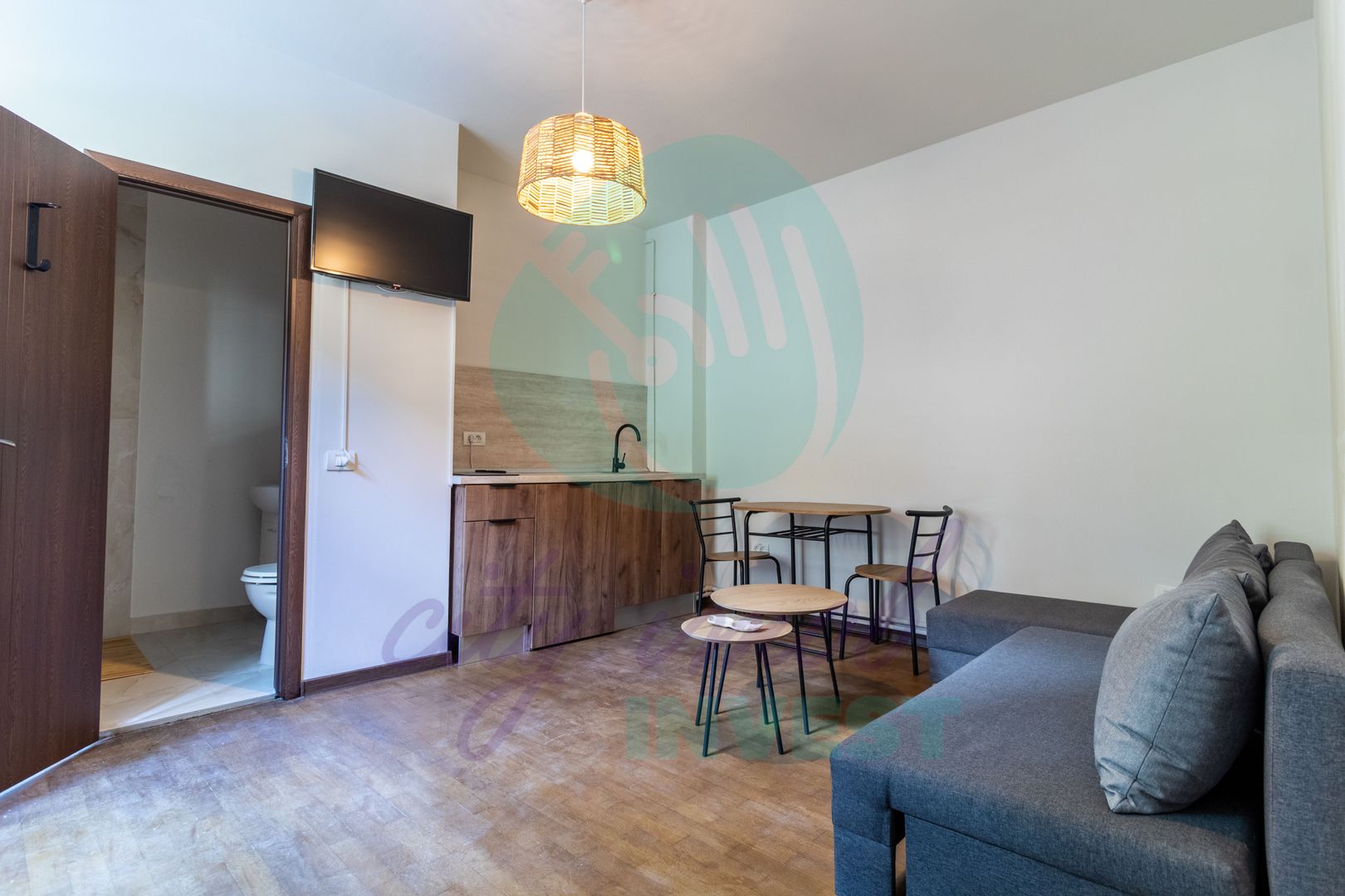 Vila interbelica AIRBNB "la cheie" - Poză 13