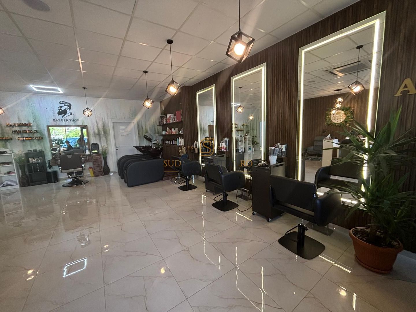 De vanzare afacere la cheie – Salon utilat si mobilat, Bd. Metalurgiei - Poză 8