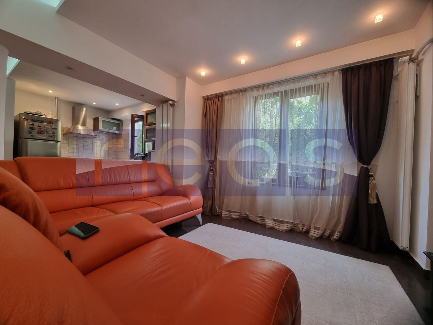 OPORTUNITATE - VANZARE - 3 - CAMERE -DECOMANDAT -OCTAVIAN GOGA - Poză 2