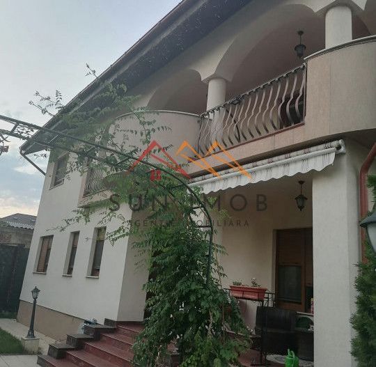 Vila P+E+M, an 2012, 6 camere, ultracentral, finisaje lux, Ploiesti,PH - Poză 15