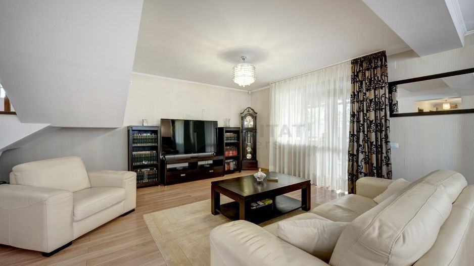 Casă modernă și spațioasă de vânzare în Bragadiru – ideală pentru familie - Poză 4