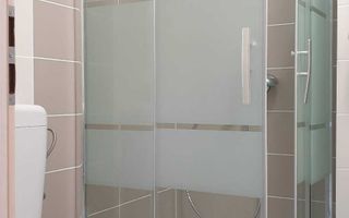 Apartament spațios 4 camere – Polonă colț cu Ștefan cel Mare - Poză 6