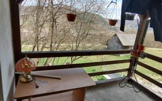 Casa Vantului si 8000 metri patrati in Abrud - Poză 26