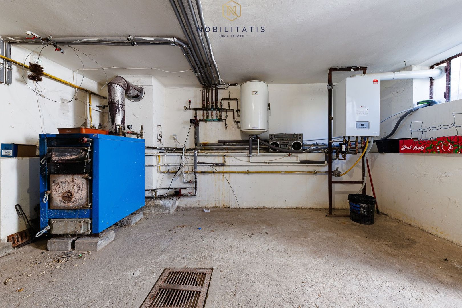 Vânzare casă individuală cu potențial extraordinar în Dumbrăvița - Poză 13