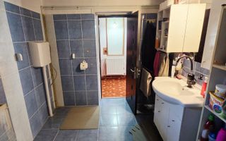 Casă 4 camere, 685 mp teren, renovată 2011 – Mănești, Zalhanaua - Poză 33