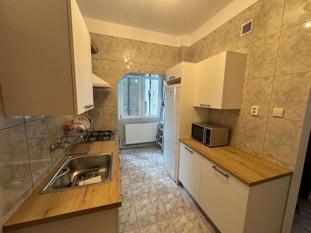 Apartament 3 camere, 2 băi, Bulevardul Bălcescu – Unirii, 800 € - Poză 1