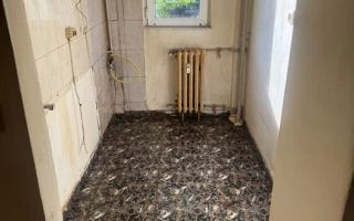 Super Ocazie Apartament 2 Camere Bloc Reabilitat - Poză 3