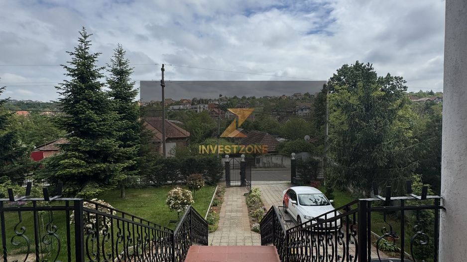 Casa spațioasă în Oradea str Izvorului - Poză 8