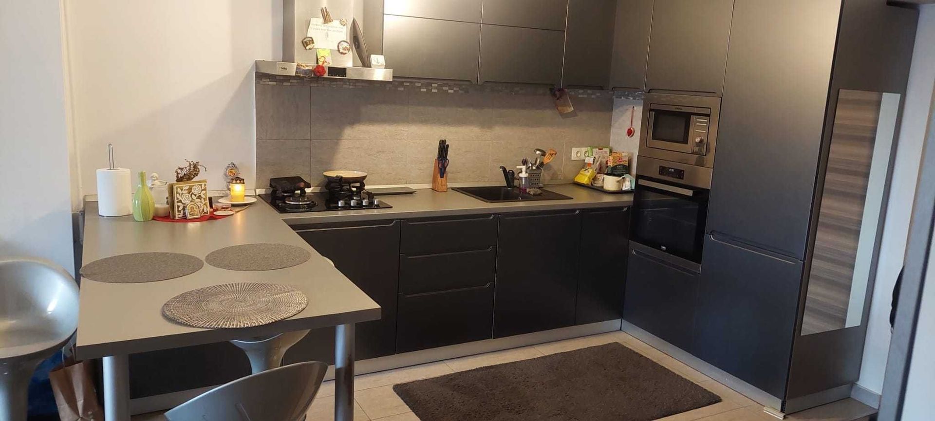 Apartament modern de inchiriat - Poză 3