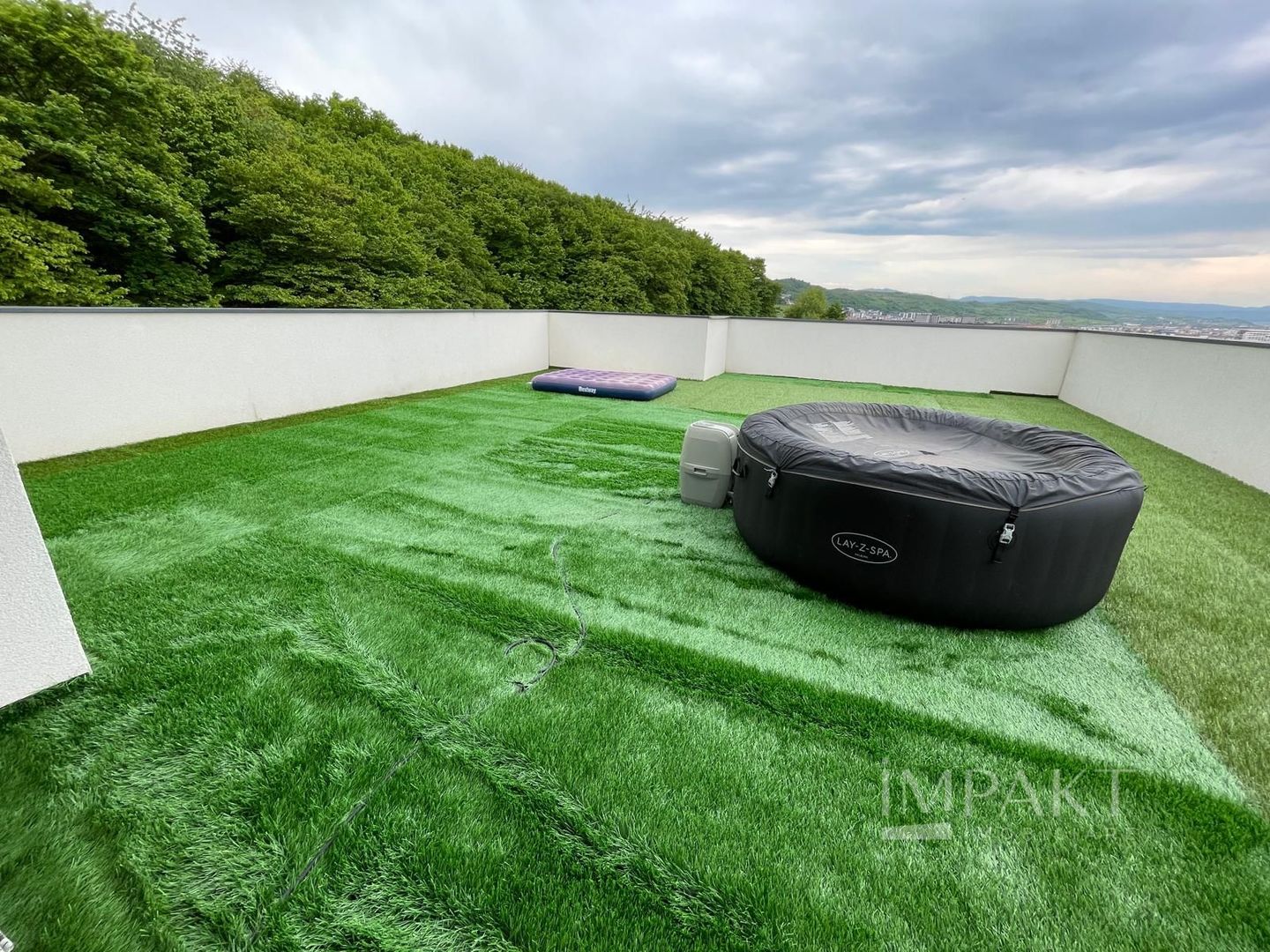 Penthouse Exclusivist cu 2 Terase Panoramice și Jacuzzi - Poză 18