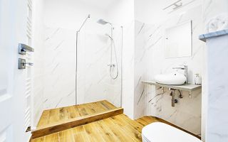 Apartament la casa, de inchiriat cu 2 camere in zona Centrala, Oradea - Poză 5