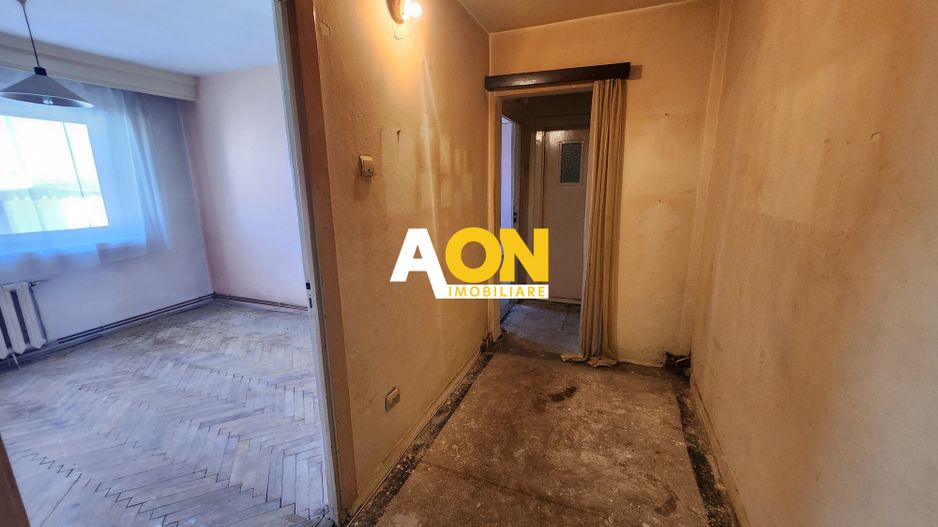 Apartament 3 camere, etaj intermediar, Cetate - Poză 5