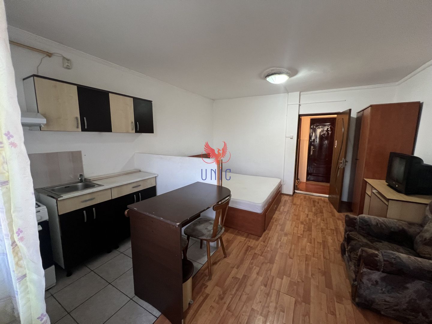 Garsoniera, etaj 3/4, centrala termica, Valea-Rosie - Poză 3