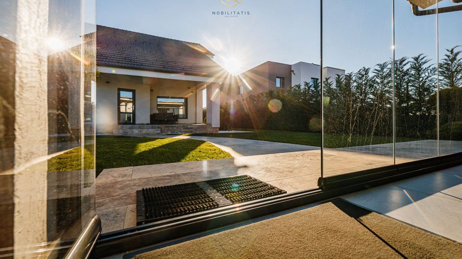 O Capodoperă Arhitecturală, Oferind Eleganță și Confort - Dumbravita - Poză 41