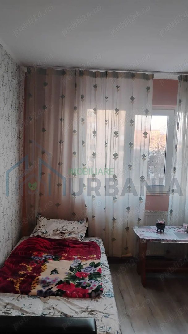 Închiriez garsonieră zona piața Nicolina - Poză 1