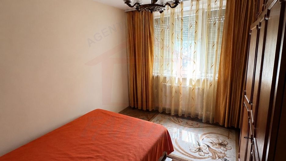 Apartament 2 camere, etaj 3, în inima cartierului Tiglina 2 - Poză 2