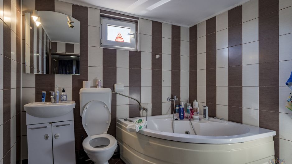 Vilă P+1, 119 mp utili, terasă 23 mp, mobilată – Pantelimon - Poză 23
