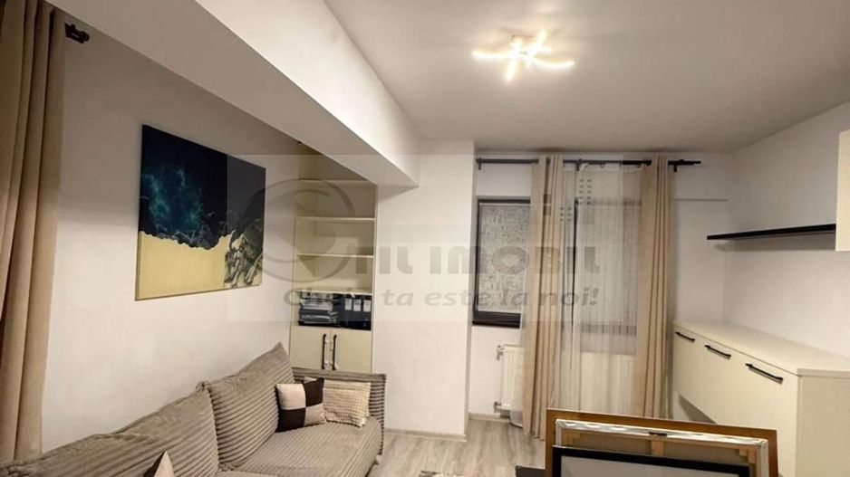 Apartament decomandat cu 2 camere si terasa - Royal Town, Copou - 599€ - Poză 1