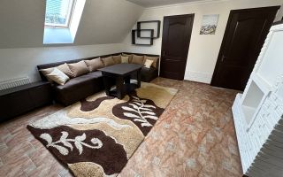 Chirie, apartament 4 camere, strada Codrul Cosminului, Centru - Poză 7