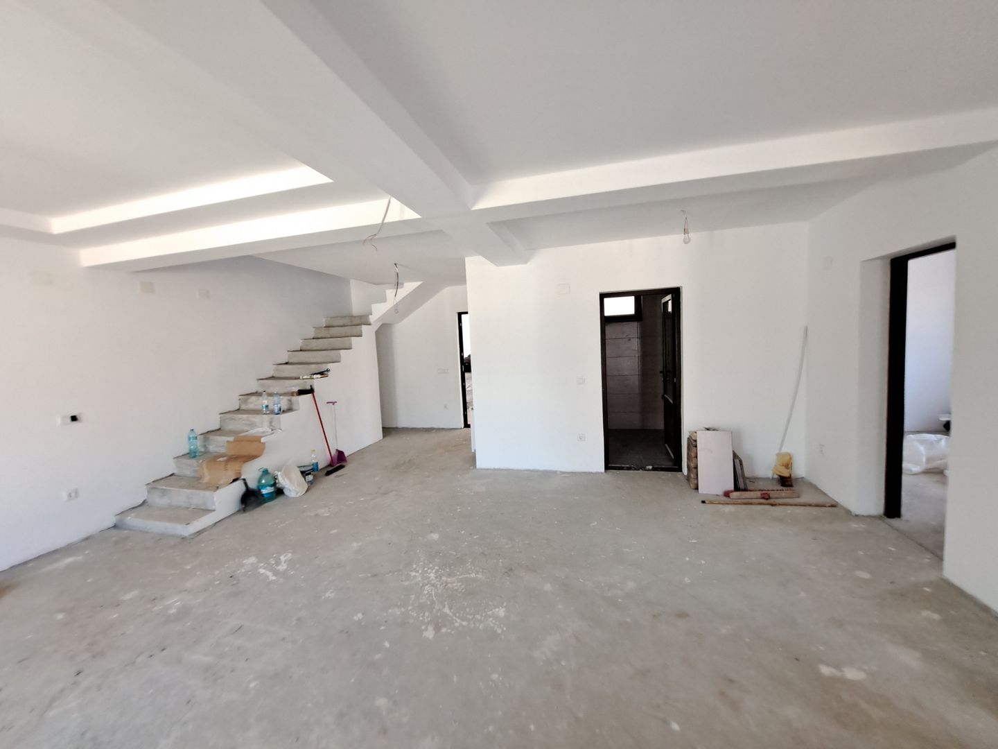 Casa P+1+mansarda 320 mp + teren 368 mp - Pantelimon - Poză 8